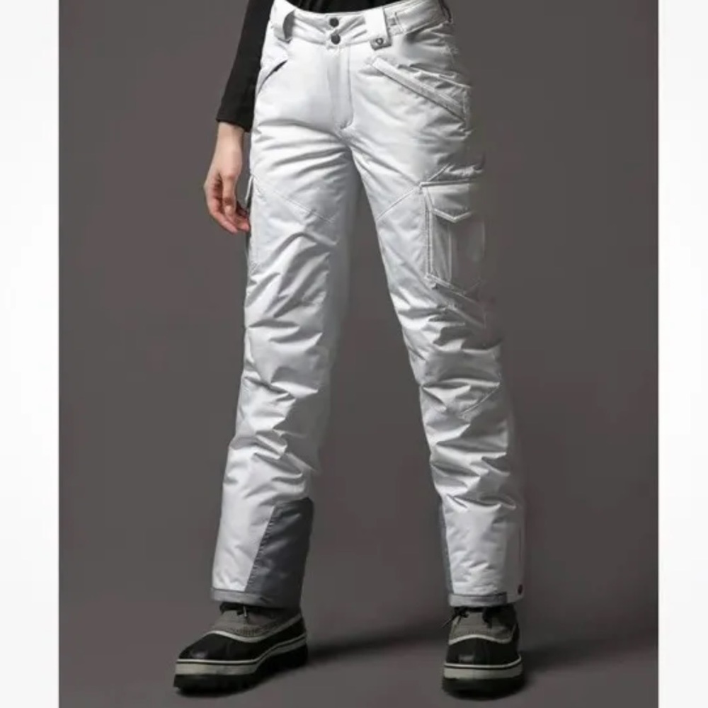 Stylish Women's Gray Snow Pants